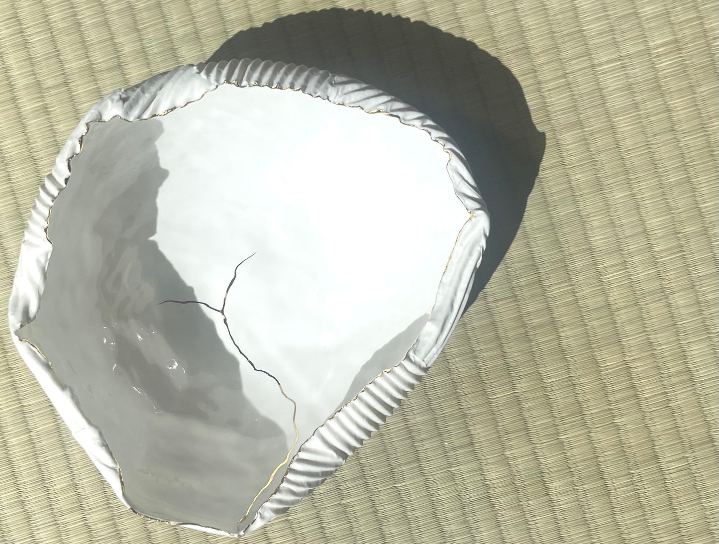 Gold rim object 2